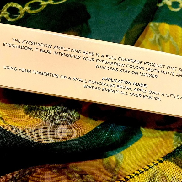 ✨ Eyeshadow Amplifying Base ✨ light - new and unused - Picture 2 of 3